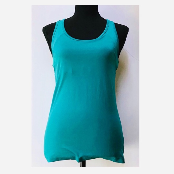 Form fitting Champion Racerback Sports Top - Picture 5 of 6